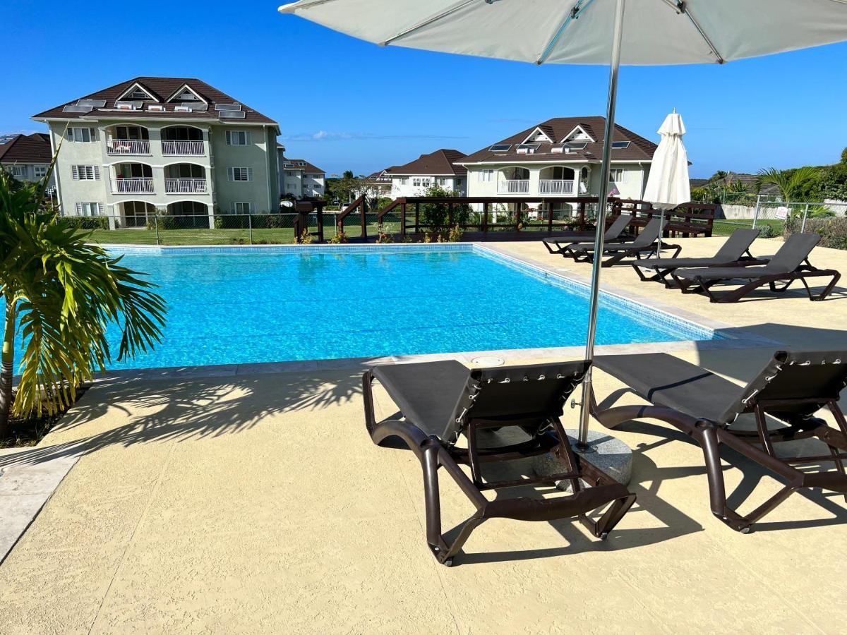 Ocho Rios Ocean Escape Apartment Richmond ภายนอก รูปภาพ